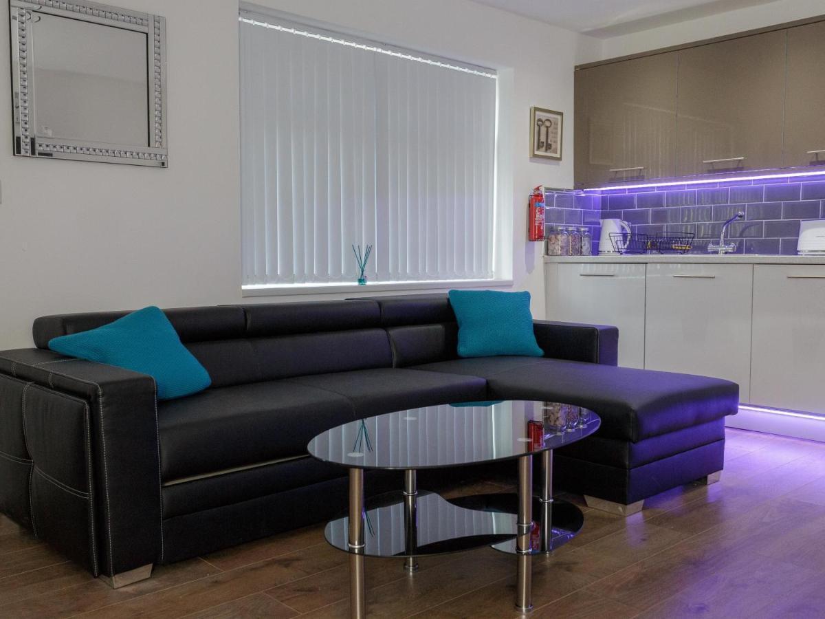Live In Leeds Greenhill Bungalows Dış mekan fotoğraf