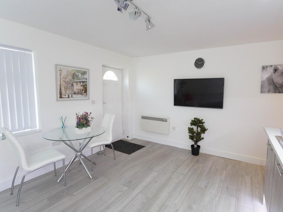 Live In Leeds Greenhill Bungalows Dış mekan fotoğraf