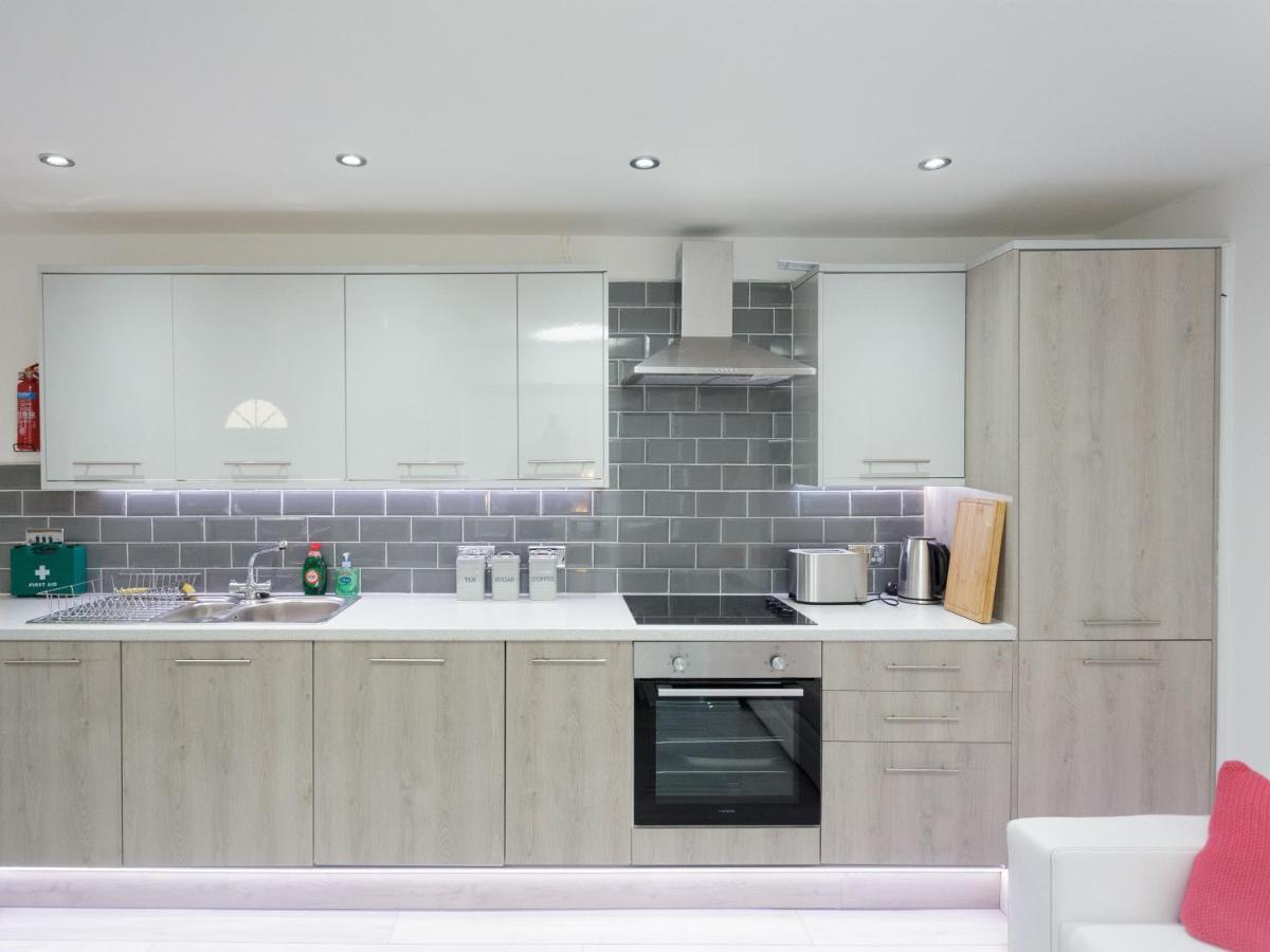 Live In Leeds Greenhill Bungalows Dış mekan fotoğraf