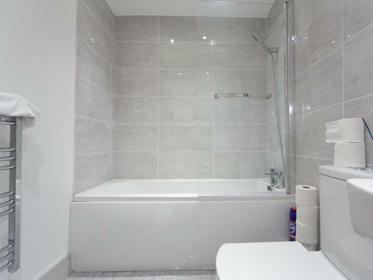 Live In Leeds Greenhill Bungalows Dış mekan fotoğraf